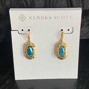 Kendra Scott Anna Drop Vintage Gold and Teal APATITE
Drop Earrings